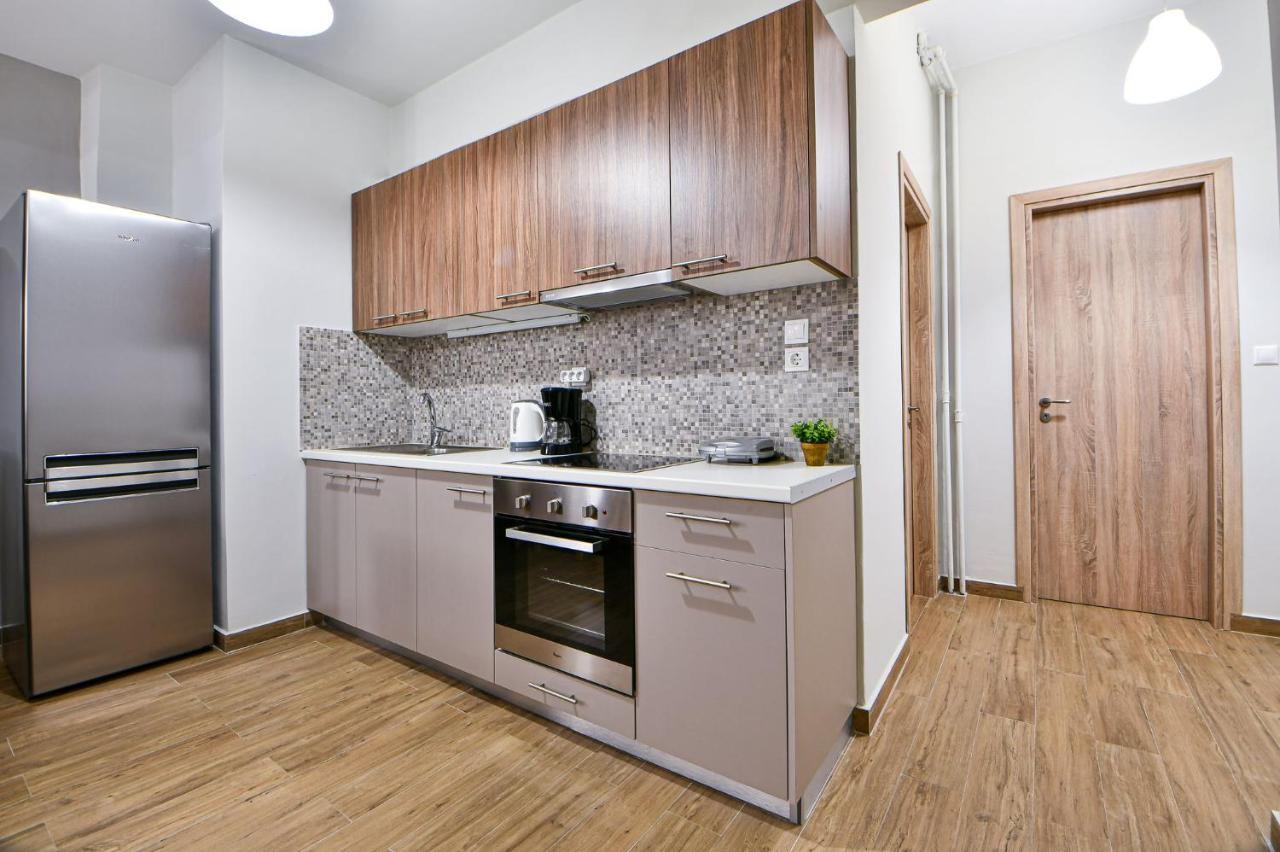 Serene N Modern Renovated Flat Ateny Zewnętrze zdjęcie